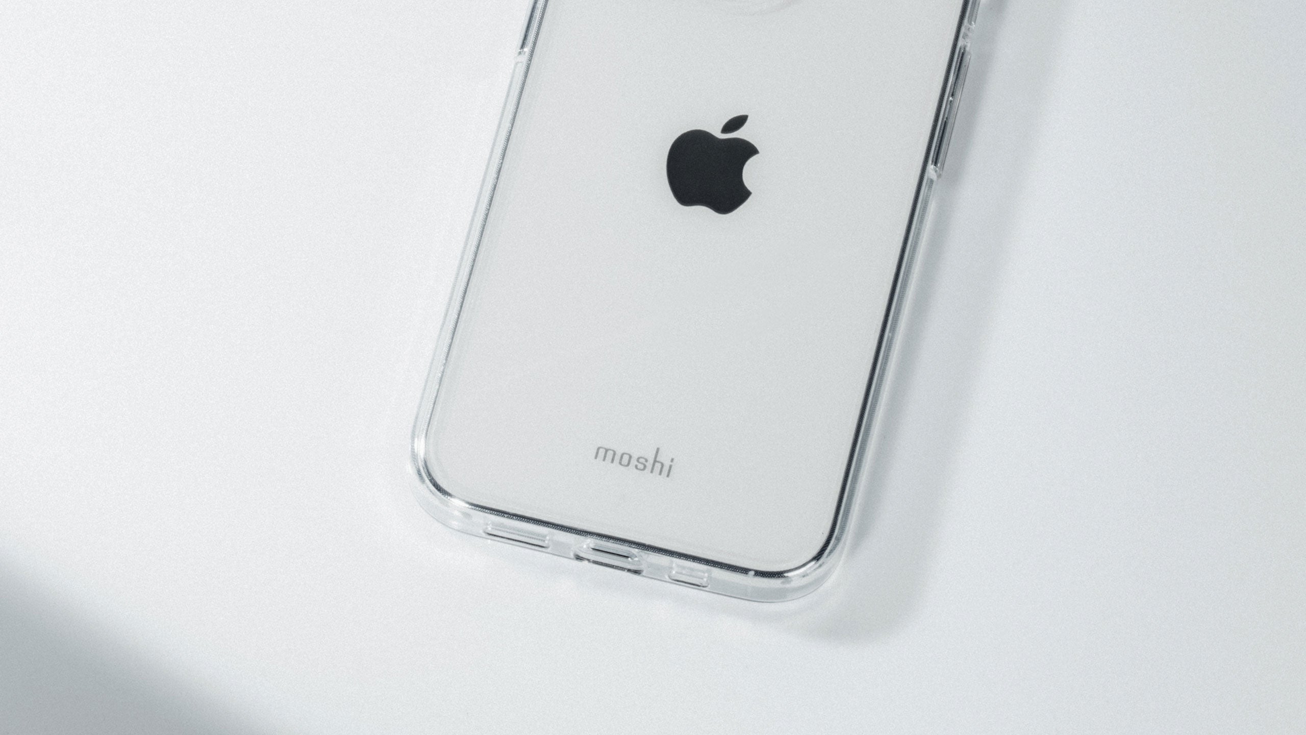 Moshi iGlaze XT Clear Case fro iPhone 13 Series