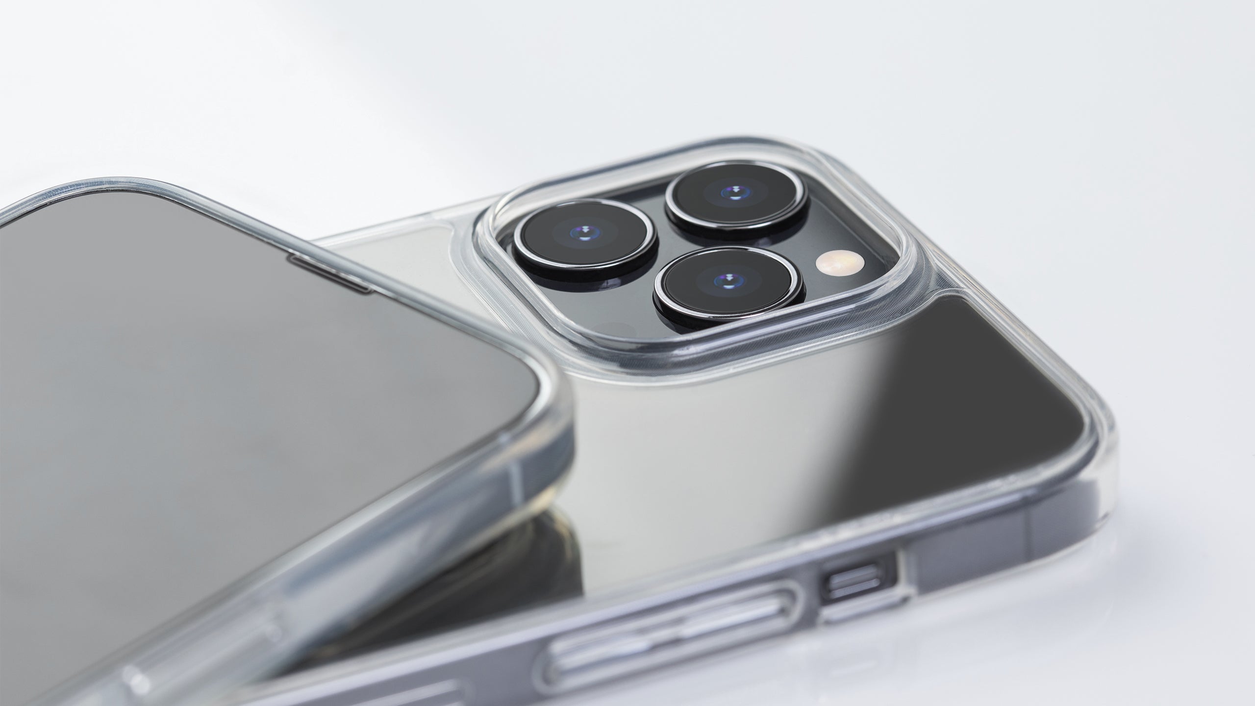 Moshi iGlaze XT Clear Case fro iPhone 13 Series