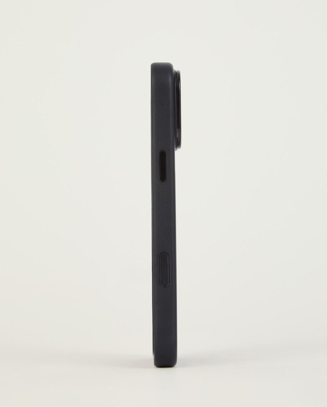 Troubadour Leather Case for iPhone 18 Pro / Pro Max