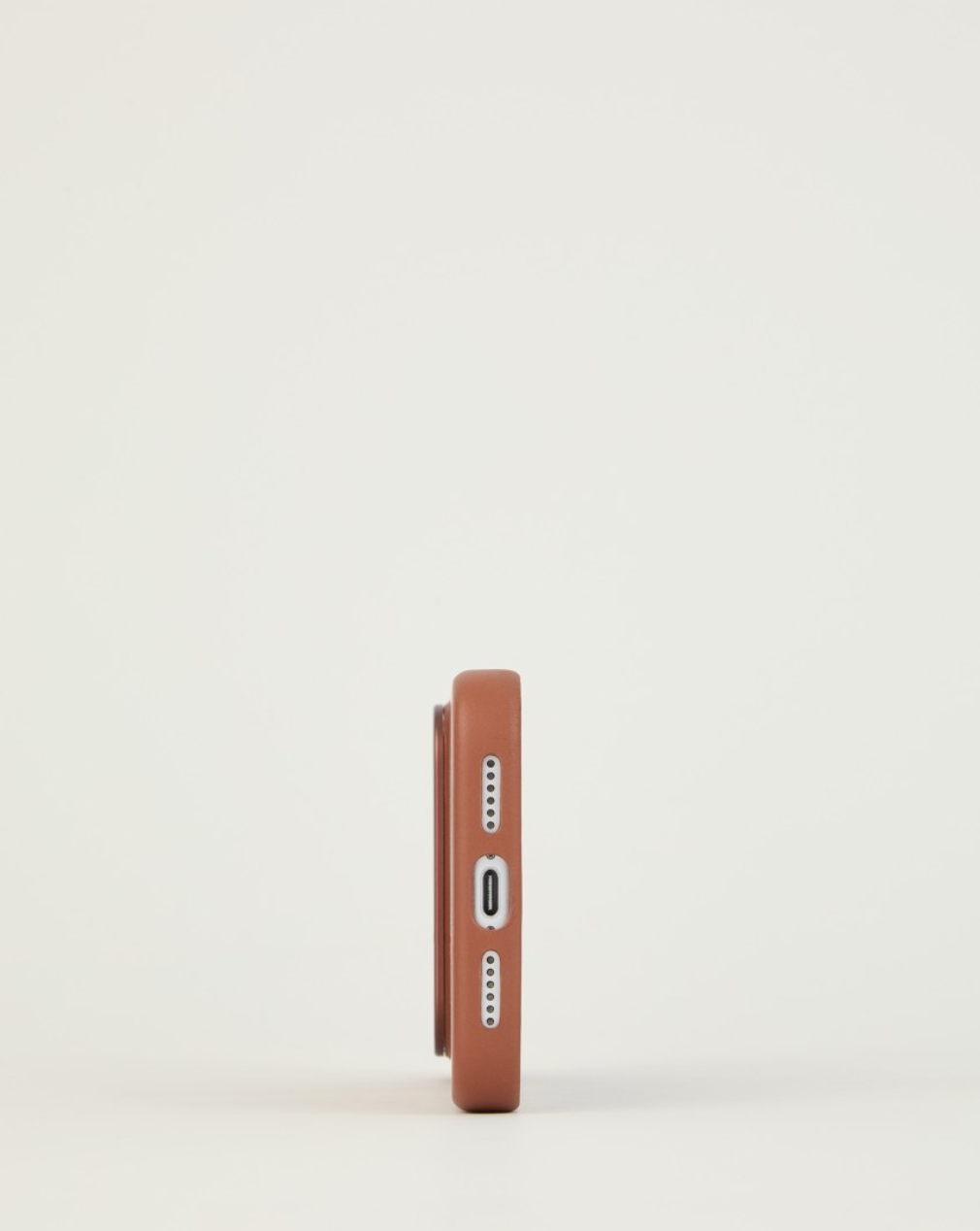 Troubadour Leather Case for iPhone 18 Pro / Pro Max